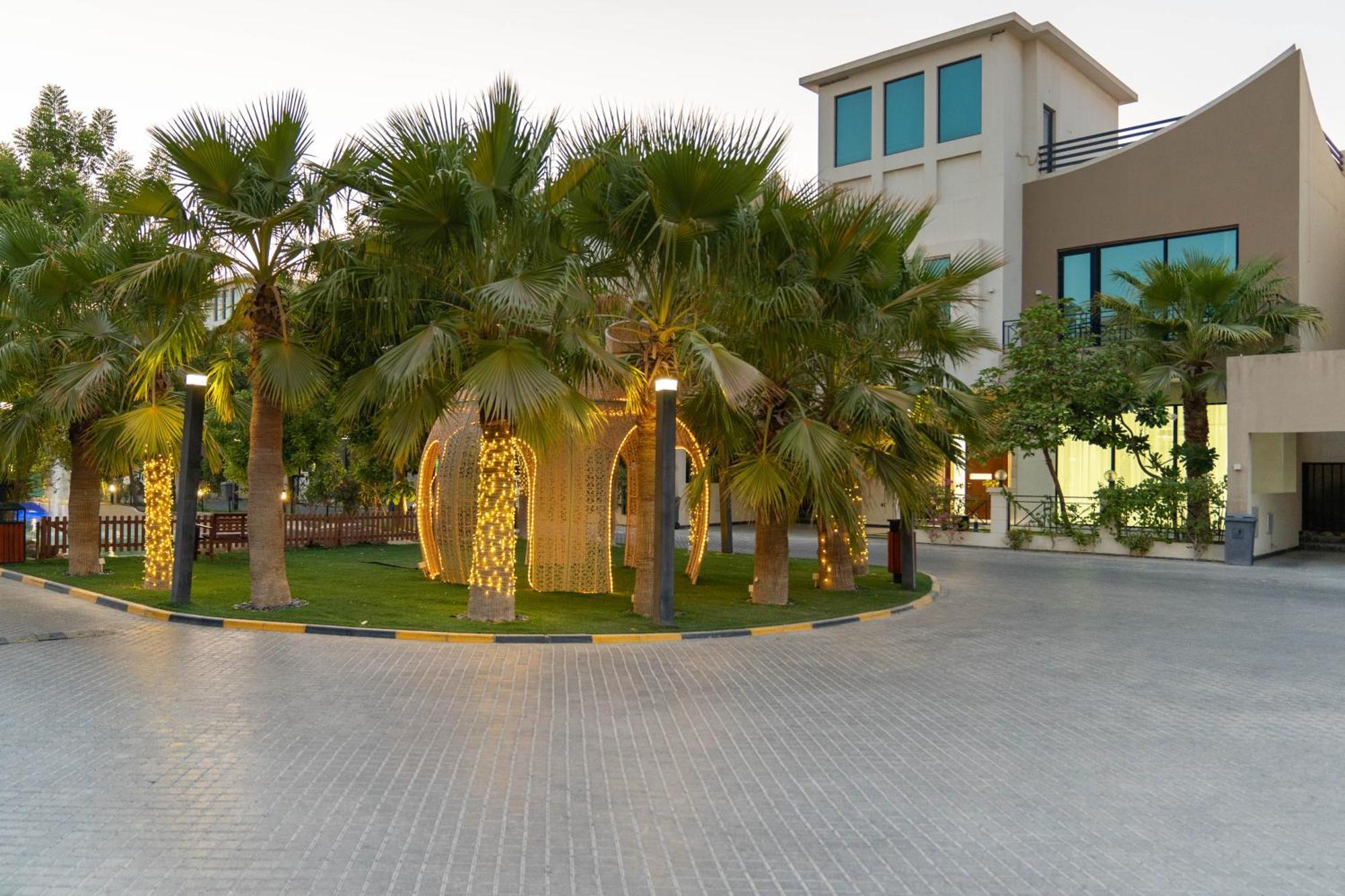 ‫منتجع DANA HOMES المنامة‬